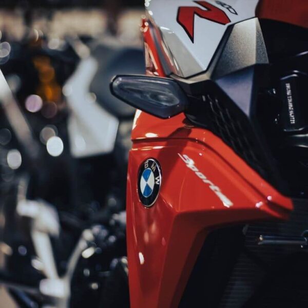 La BMW F 900 R - Image 3